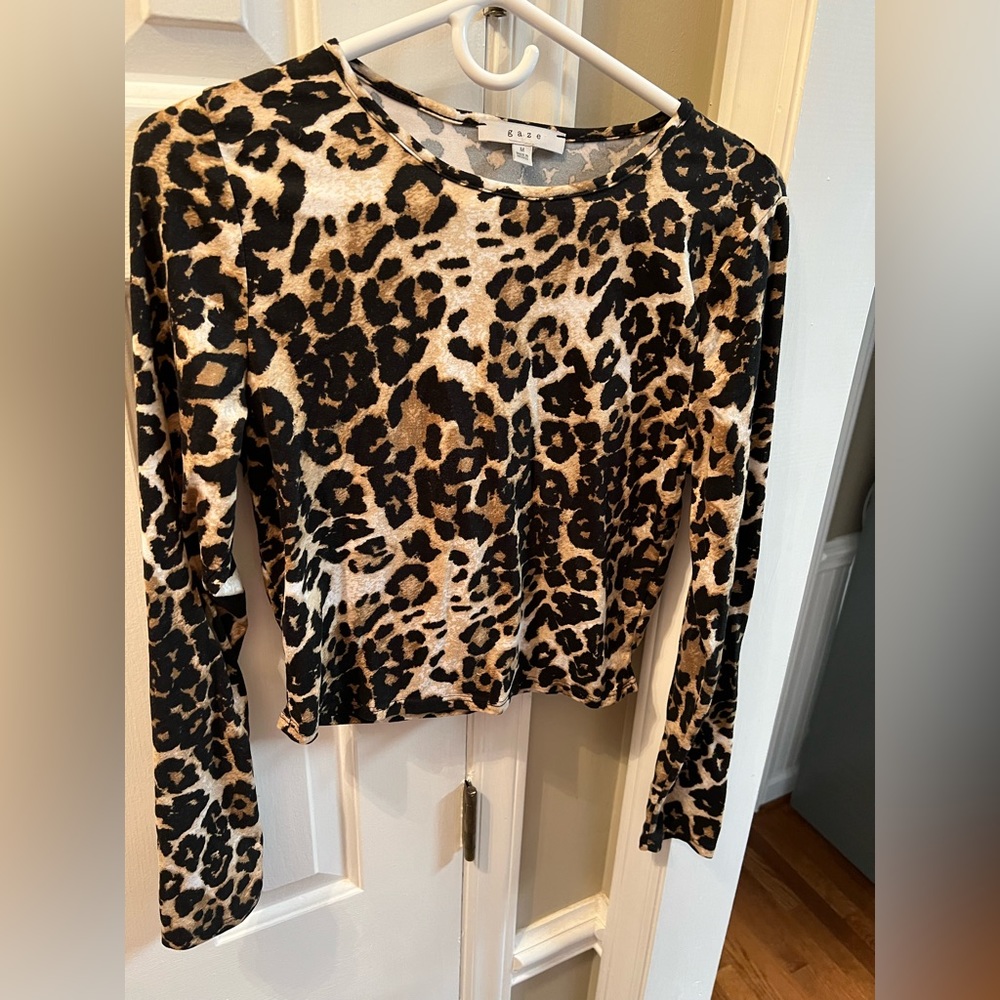 Gaze animal / leopard / cheetah print crop top